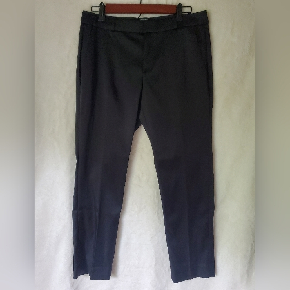 Banana Republic Black Satin Ryan Straight Leg Stretch Pants 8 PETITE RT$110 NEW - Picture 5 of 9